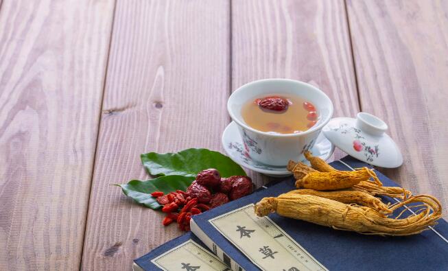 皮炎脸上会痒嘛-皮炎是长在脸上网—知名的皮炎脸部什么症状网站,分享皮炎的地方长痘怎么办知识